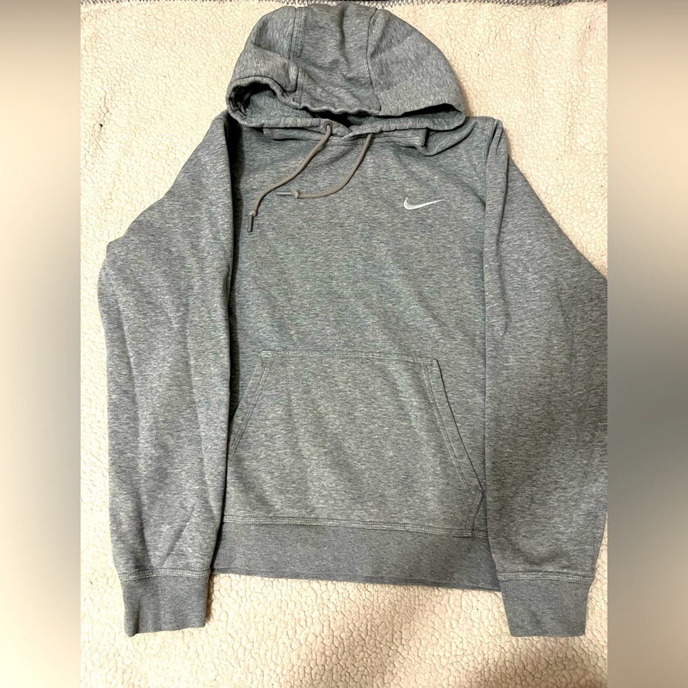 Heathered grey Nike hoodie (M)